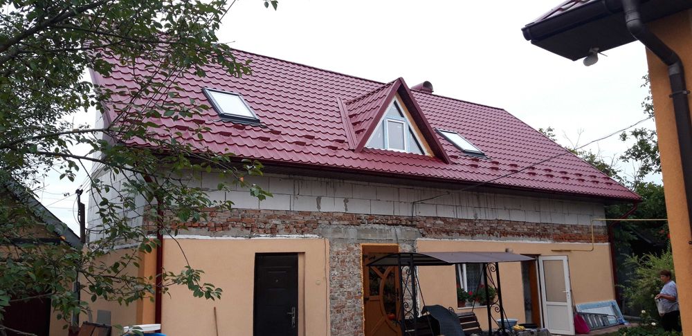 Покрівельні роботи, монтаж даху, металочерепиця