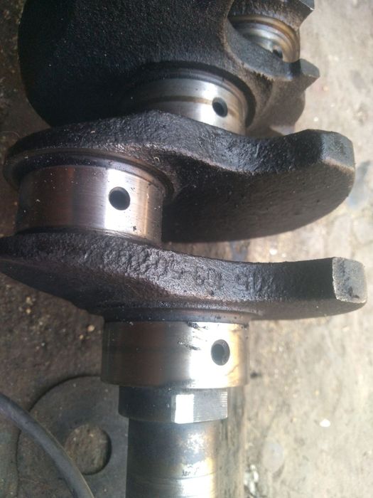 Коленвал 1.1таврія славута