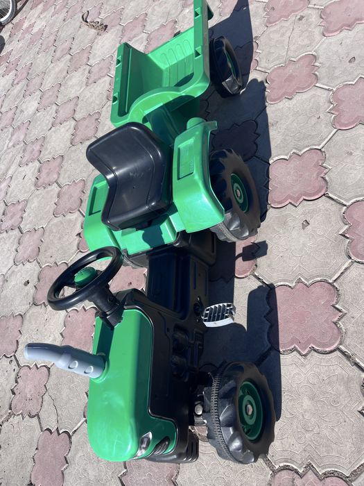 Трактор для дітей