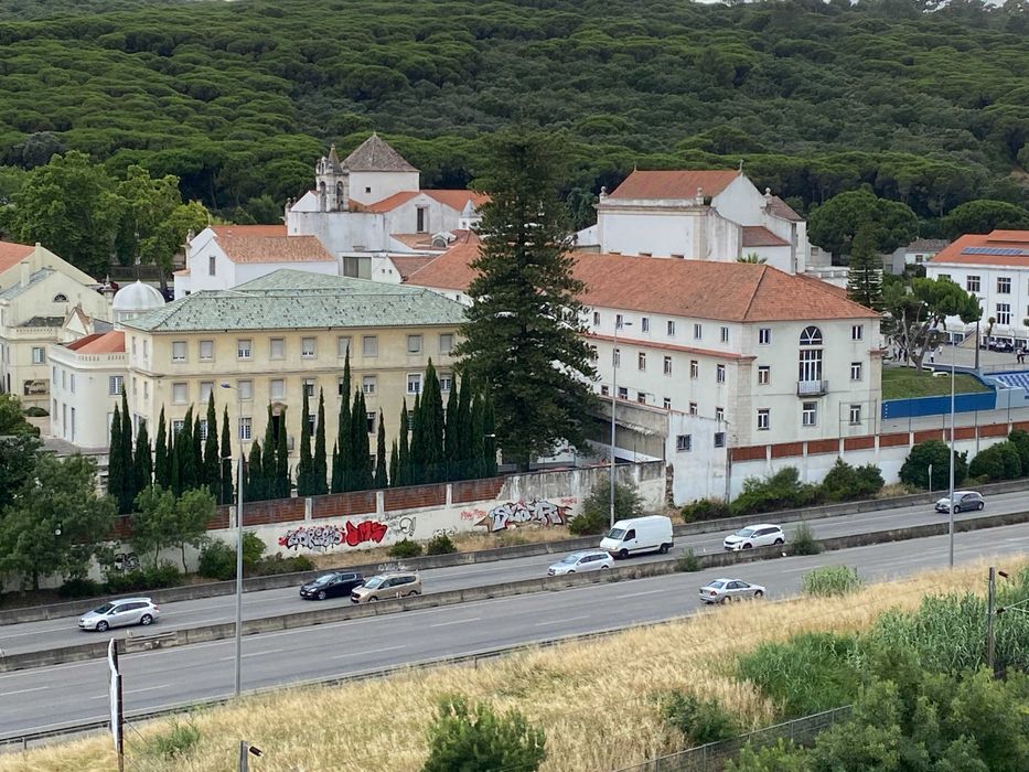 Apartamento T1 remodelado Benfica São Domingos