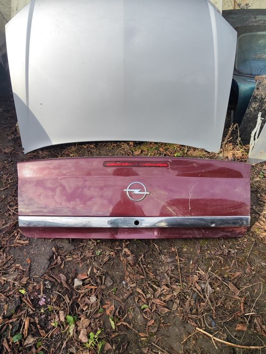 Кришка багажника Опель вектра с