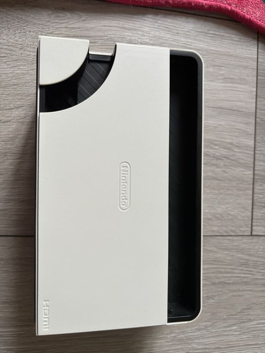Nintendo Switch Oled + kontroler nano
