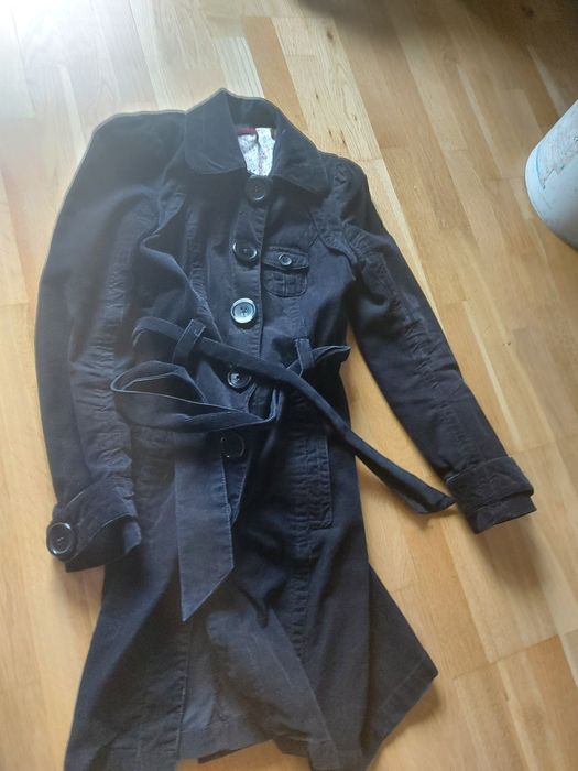 Sztruksowy płaszczyk roz. XS