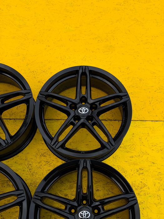 Диски Alutec R18 5.114.3 ET35 Тойота Рав 4 Камрі Мітсубісі Мазда СХ5 Кіа Хюндай Хонда