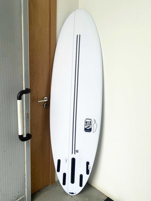 Prancha de Surf Chilli Mid Strength TT EPS 6'8 40.90L