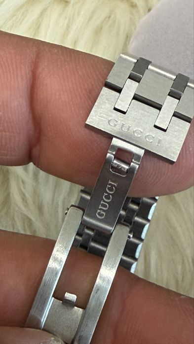 Gucci zegarek 25H