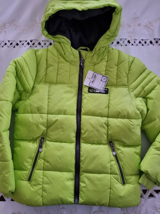 Nowa zimowa kurtka C&A rozm.122cm