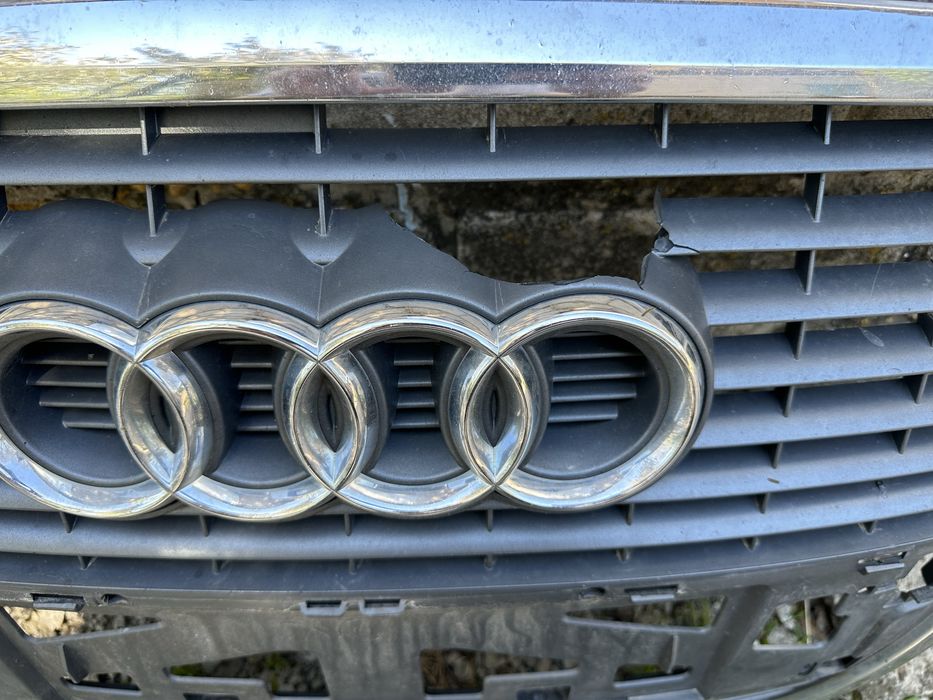 Решетка радиатора Audi A6 C6 S-line