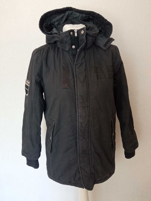 H&M  kurtka jesienna lekko ocieplana kaptur r 140