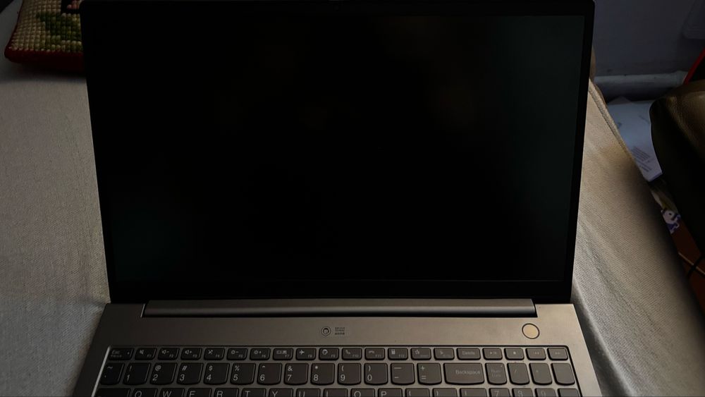 Laptop AMD Ryzen 5 4500U | 8GB RAM | 256GB SSD | Windows 11