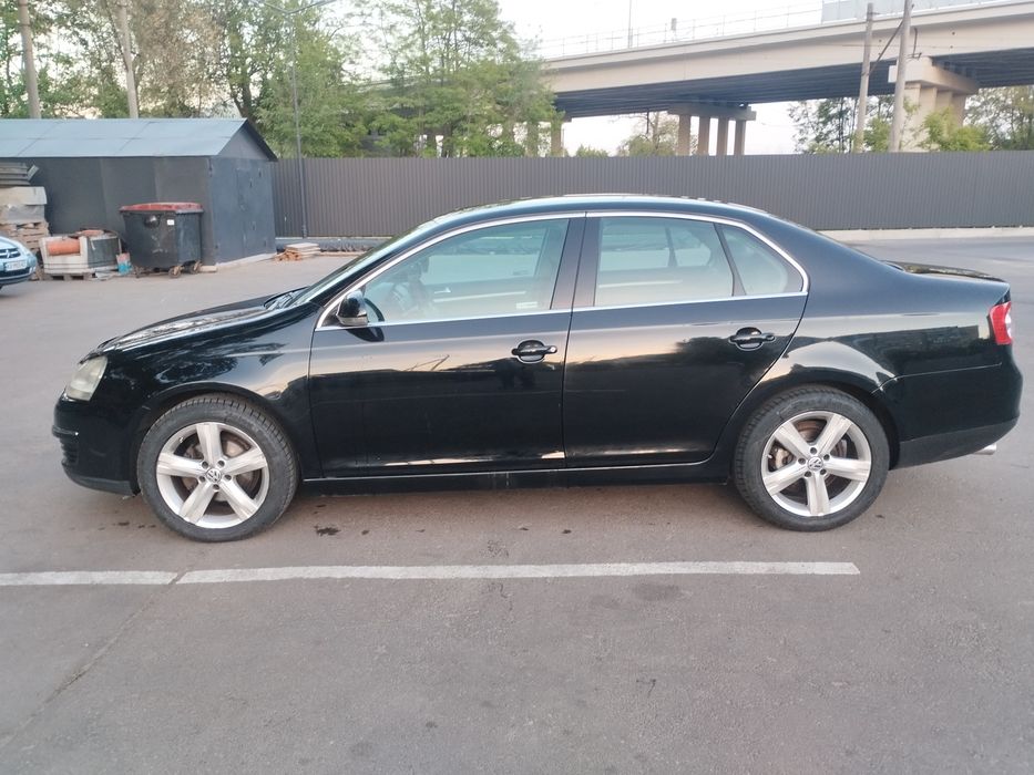 VolksWagen Jetta FSI 2.0 2006 р.в. 5800$ торг.