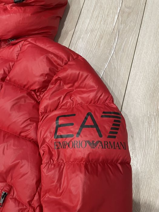 Пуховик чоловічий Emporio Armani EA7