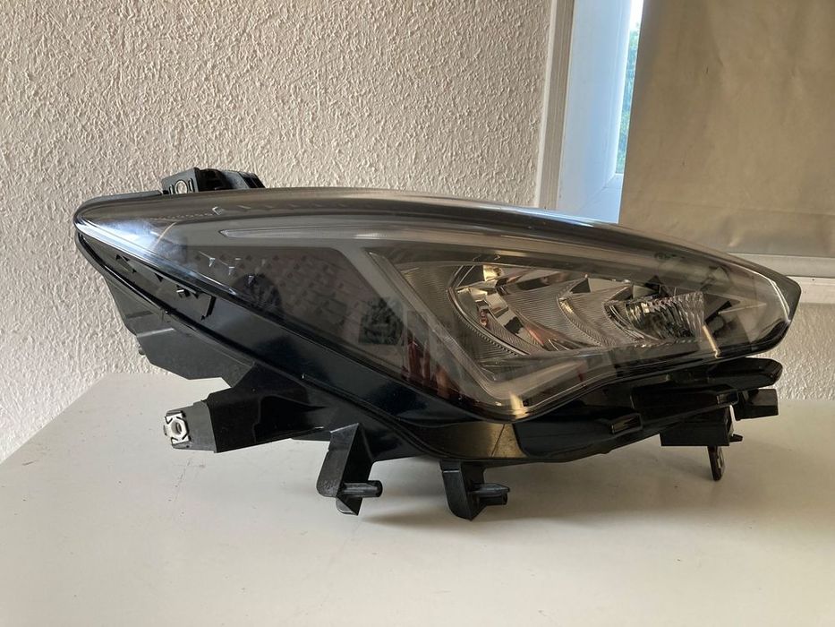lampa seat cupra born led 10f941008h prawa przód przednia cała