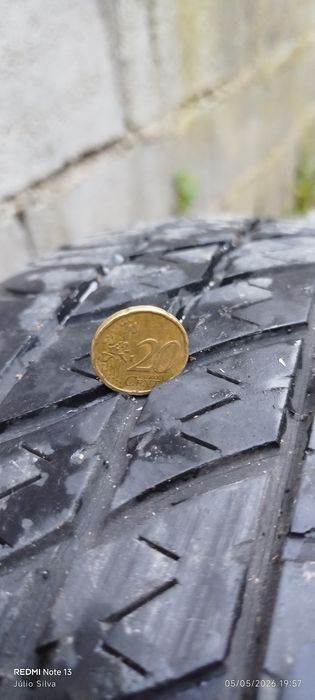 Pneu Bridgestone