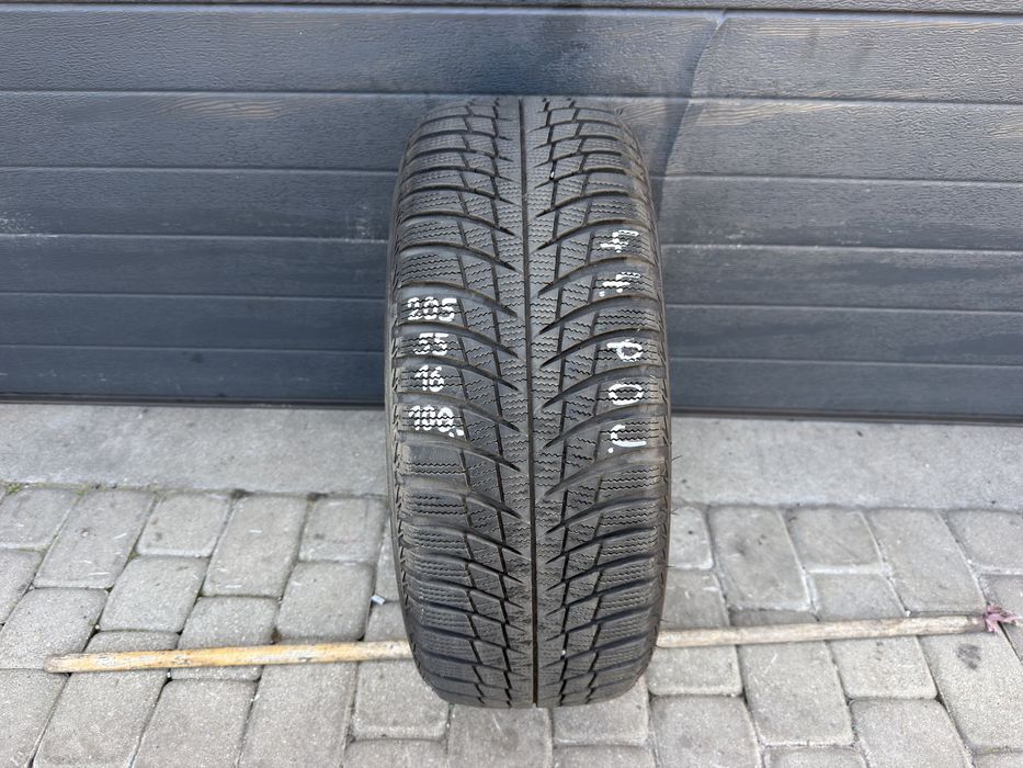 Pojedyncza opona zimowa Bridgestone 205/55/16 91H