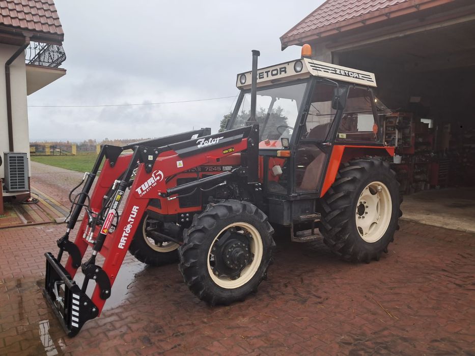 Firma Art-Tur Ładowacz czołowy Tur 5 samopoziom odciągi euro ramka