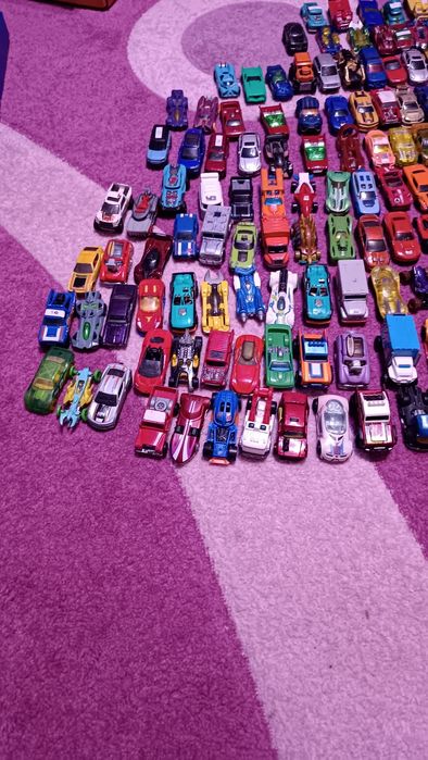 Машинки hot wills