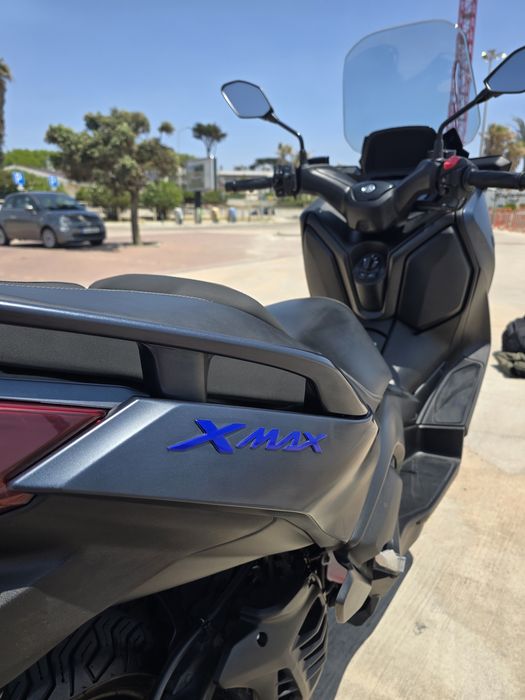 Yamaha x-max 125 Tech Max Revisão feita e pneus novos