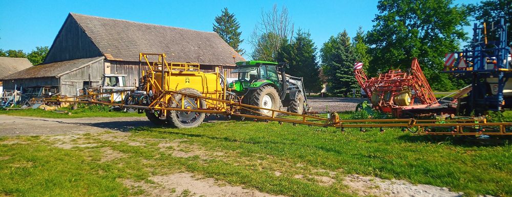 Opryskiwacz ciągany Dubex 3200l