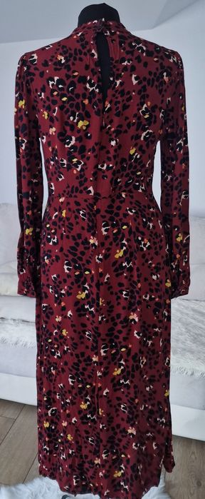 Sukienka midi" Warehouse".