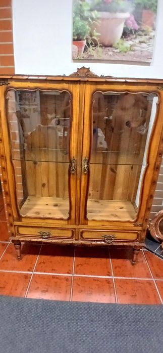 Vendo mobilia para sala de jantar