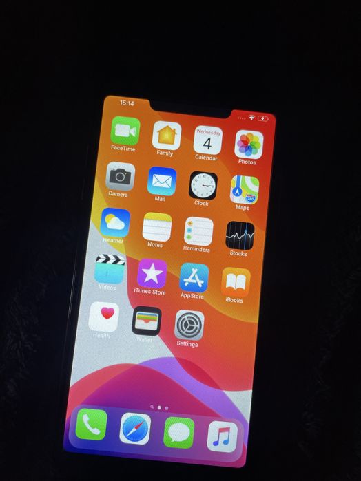 Симуляция iPhone 11 pro max