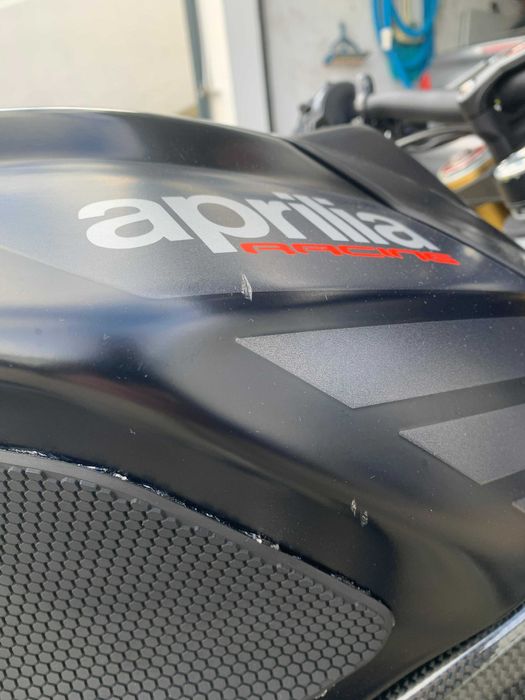 Aprilia Tuono 1100 V4