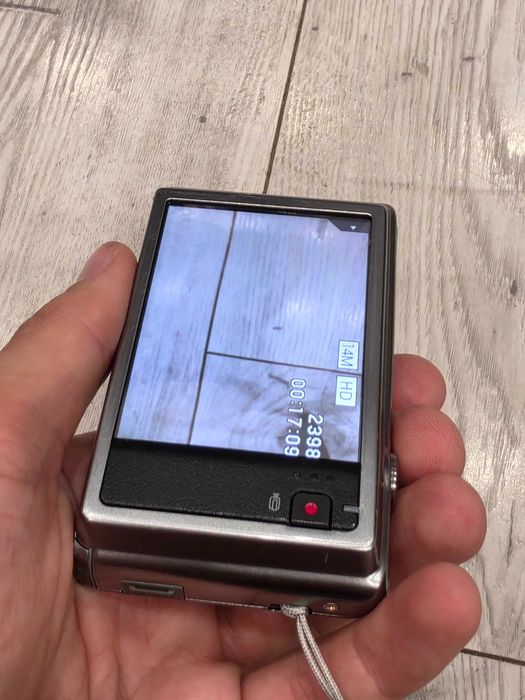 Aparat cyfrowy Casio Exilim EX-ZS15 14.1MP | Dotykowy Ekran | Digicam Y2K | Komplet