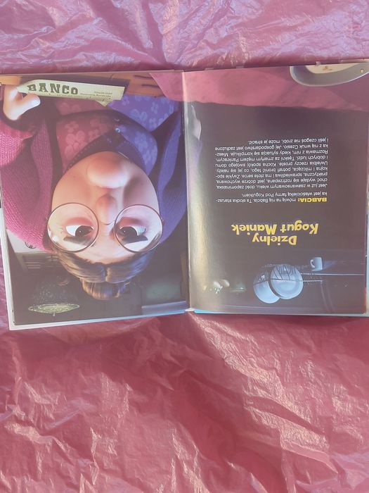Płyta DVD i książka bajka Dzielny kogut maniek 2015rok