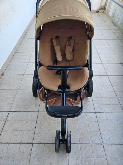 Carrinho Quinny Moodd com Alcofa
