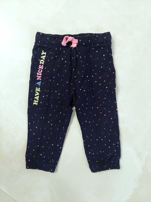 Grubsze spodenki granatowe w kropeczki roz 80