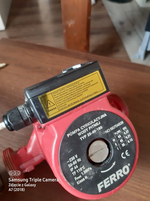 Sprzedam pompy ciepła 2szt