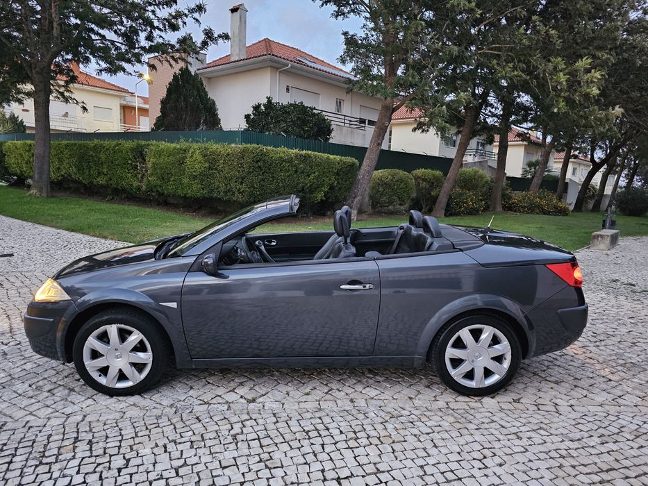 Vendo Renault Megane Cabriolet de 2007 1.5 105 cv esta em ótimo estado geral tem apenas 188 mil km para mais informações ligue me
