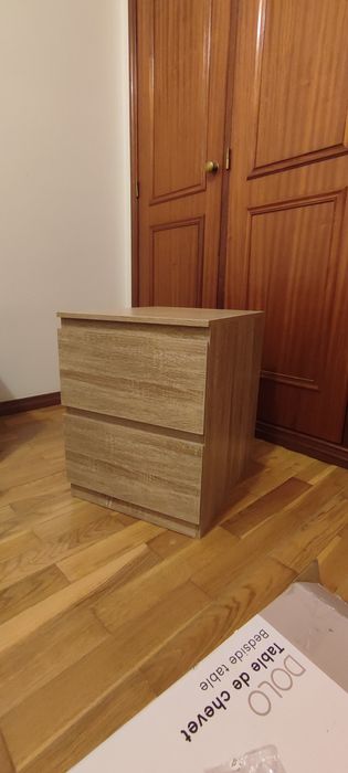 Mesa de Cabeceira
