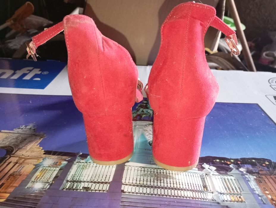 Sandalias meio tacão