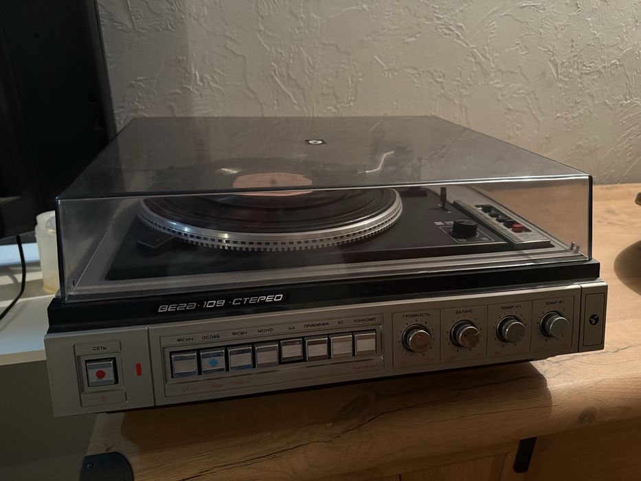 Проигрыватель стерео вега 109