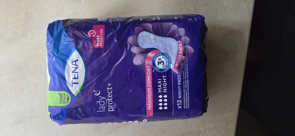 Pieluchomajtki Elastyczne matjtki chłonne Seni Active Trio L , podpaski TENA Lady Protect+ Maxi Night