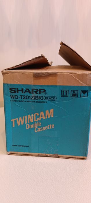 Sharp WQ-T201Z(BK) коробка.