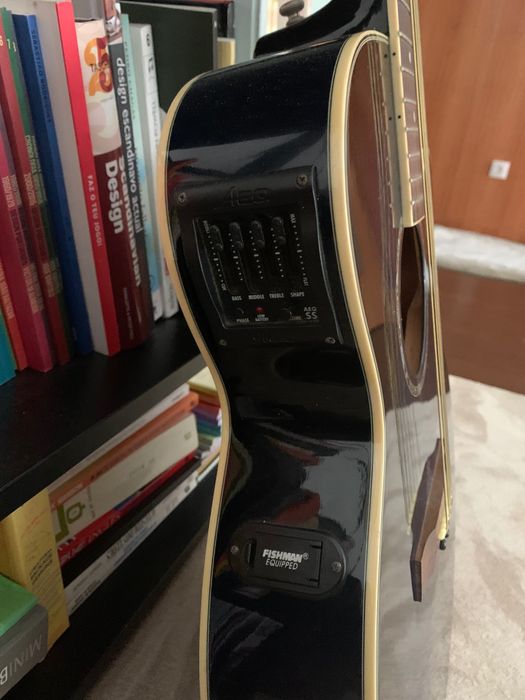 Guitarra Semi Acústica Ibanez