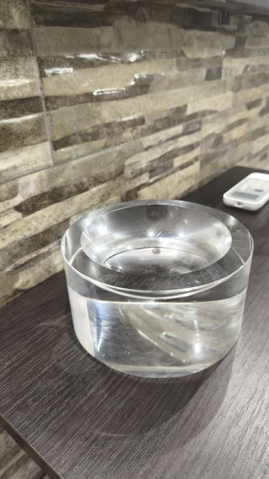 CinCinzeiro/peça decorativa em cristal maciço