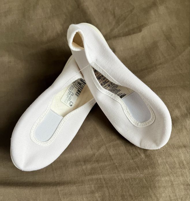 Nowe! Buty do gimnastyki taniec Domyos baletki białe przedszkole