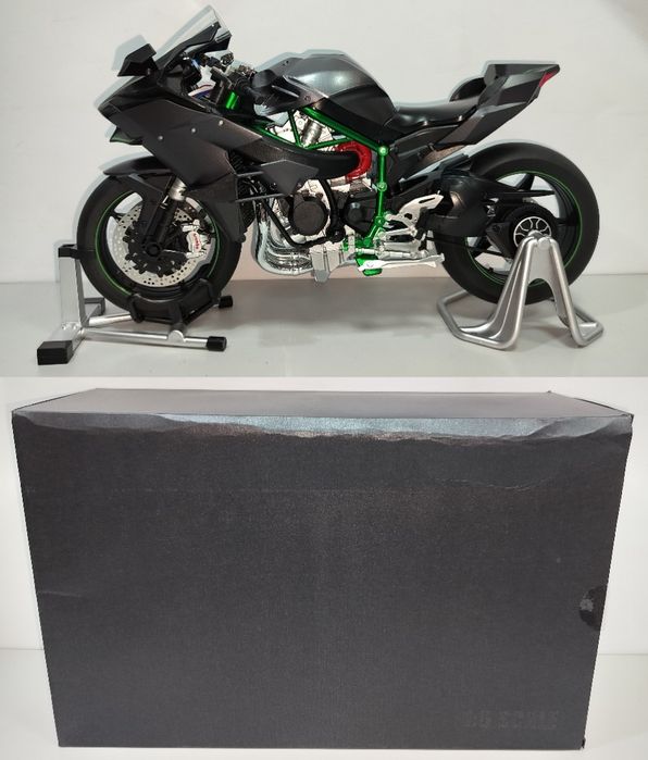 Kawasaki Ninja H2R модель мотоцикла 1:6 со звуком светом и паром метал