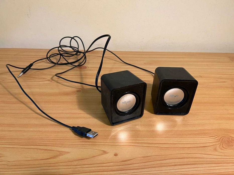 колонки аудіо настільні