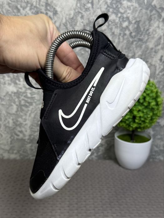Nike Flex Runner кроссовки 31 размер детские беговые черные