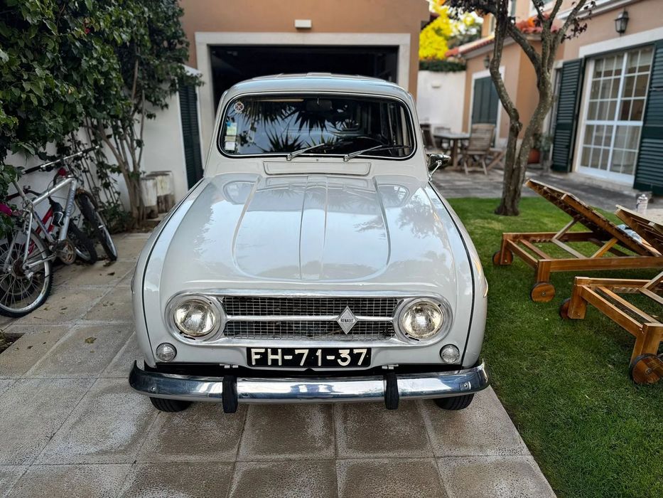 Renault 4
