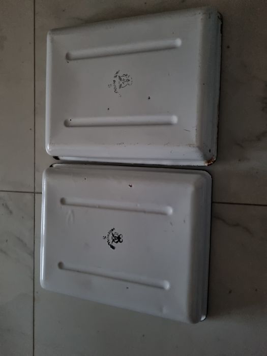 Brytfanki emaliowane 2 szt. PRL