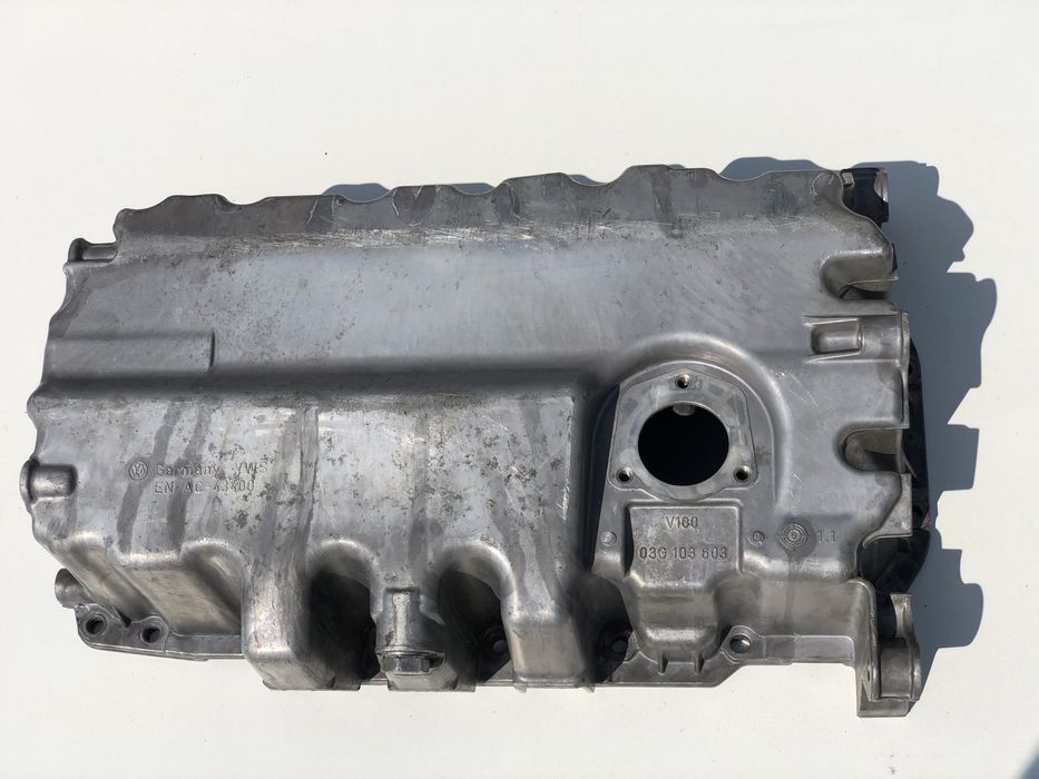 Масляний піддон Passat B6 BMP BKP BMR BLS масляный поддон Пассат Б6