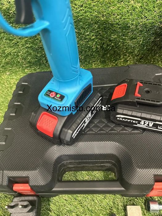 Секатор професійний Krafftec Німечіна (42V, 4AH) акумуляторний, секатор електричний, секатор портативний