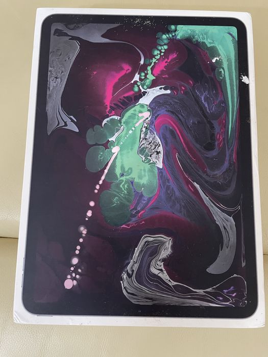 Ipad pro 11”.   - Apple