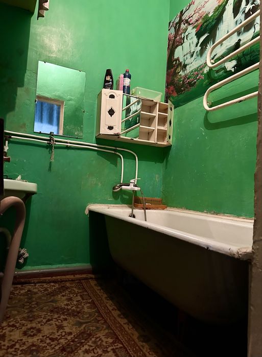 3-х сталинка КРЭС, 3/4, все разд, кухня- 9